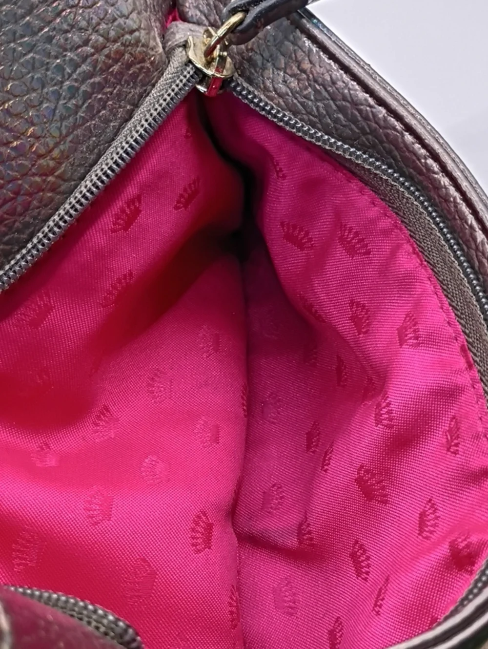 Juicy Couture Iridescent Lavender Wristlet Clutch